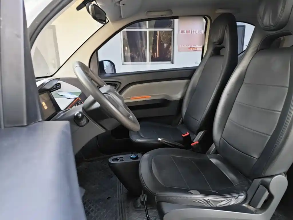 Wuling MINIEV — миниатюра 15