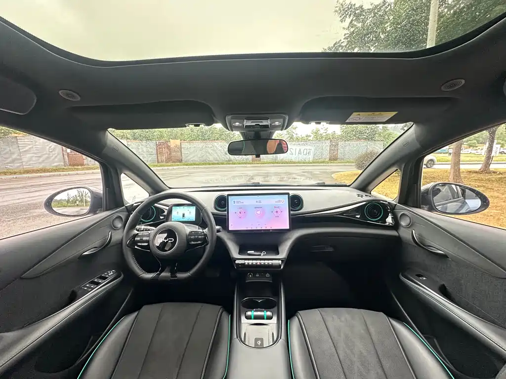 BYD Dolphin — миниатюра 11