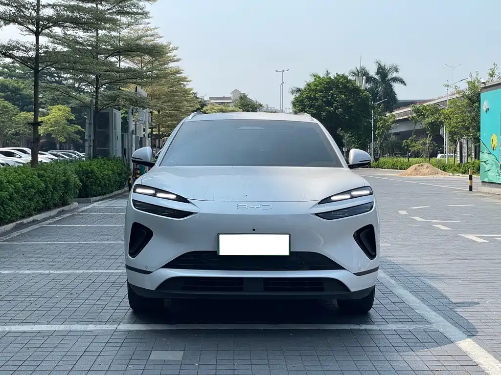BYD Sealion 06 — миниатюра 2