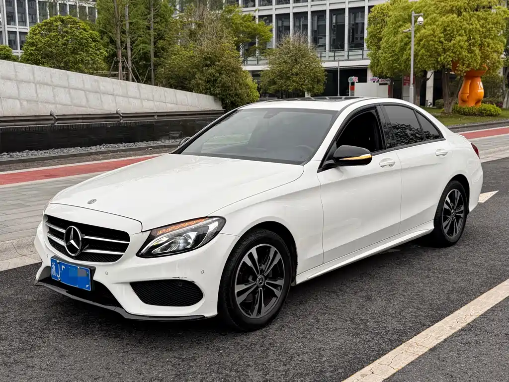 Mercedes-Benz C-Class 2017