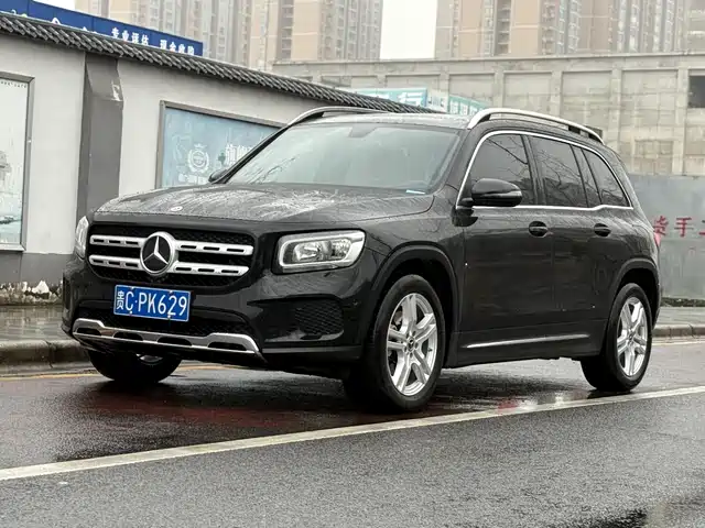 mercedes-benz glb