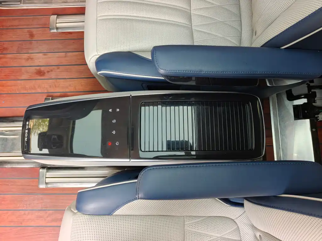 Roewe iMAX8 — миниатюра 16