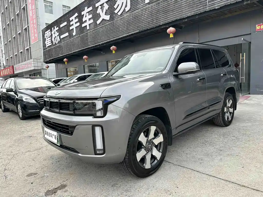 Beijing Off-Road BJ60 в Пекине.