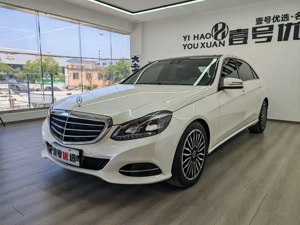 Mercedes-Benz E-Class 2015