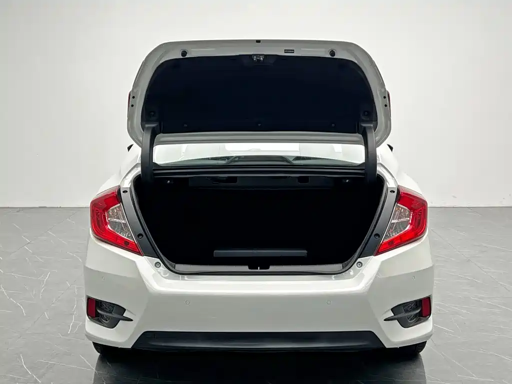 Honda Civic — миниатюра 11