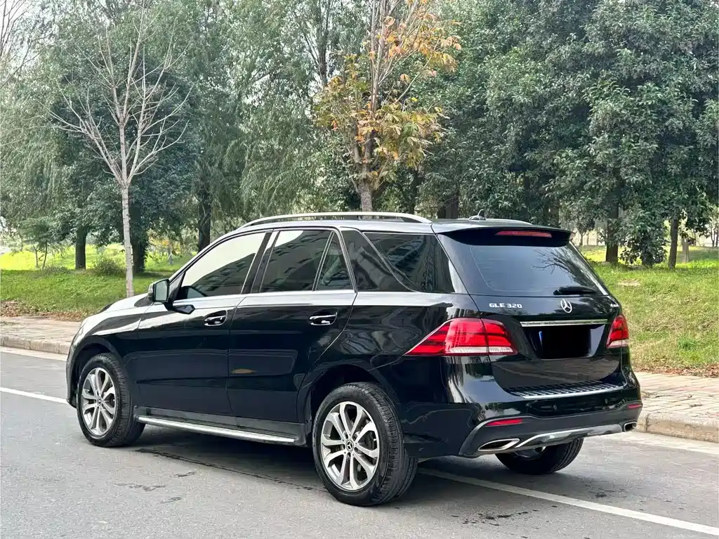 MERCEDES-BENZ GLE