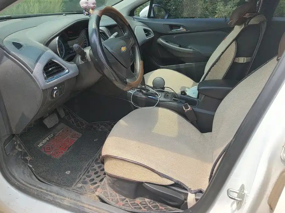 Chevrolet Cruze — миниатюра 9