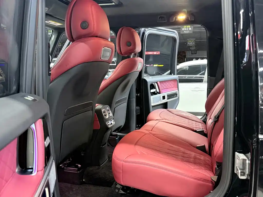 Mercedes-Benz G-Class — миниатюра 11