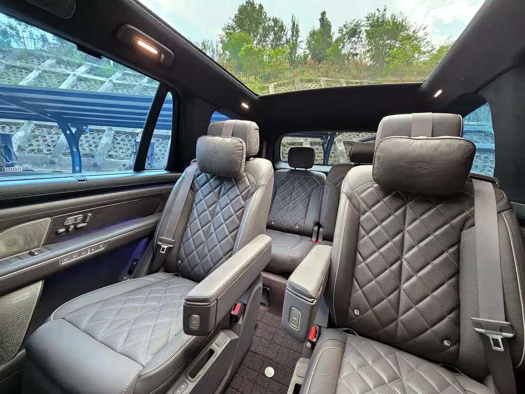 NIO ES8 2026 мест Executive