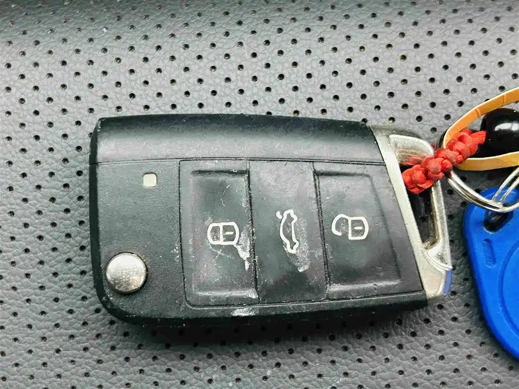 Volkswagen Lavida — миниатюра 14