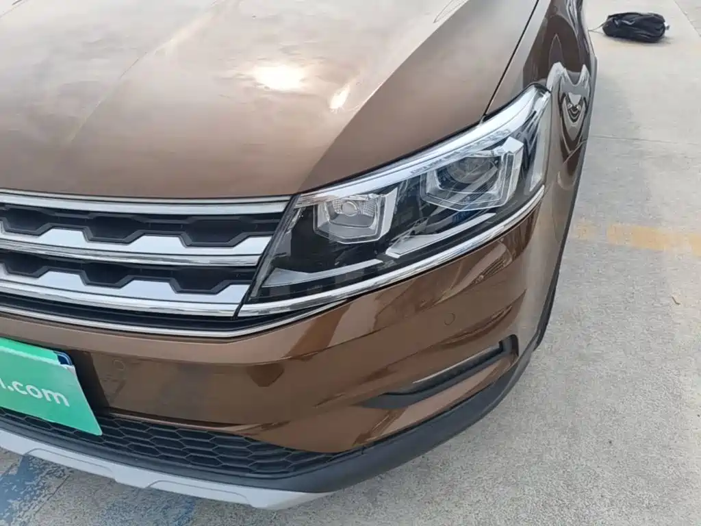 Volkswagen Cross Lavida — миниатюра 24