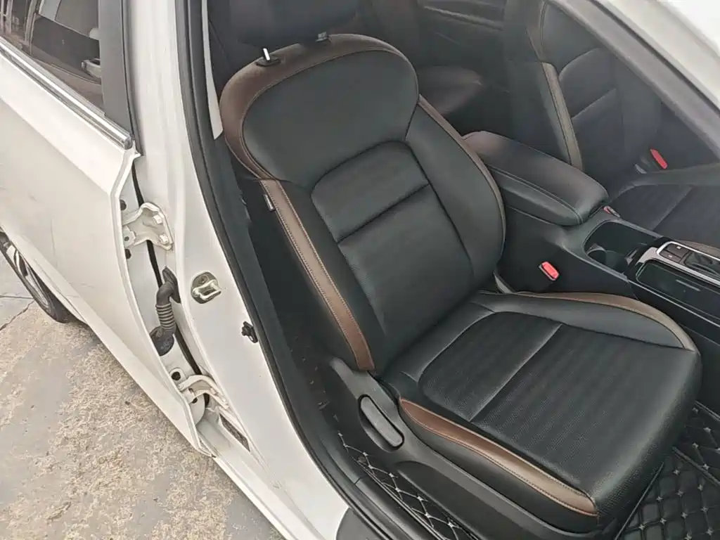 Kia K4 — миниатюра 25