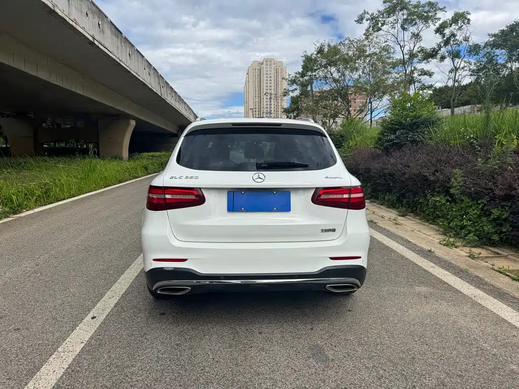 Mercedes-Benz GLC 2017 GLC 260 4MATIC
