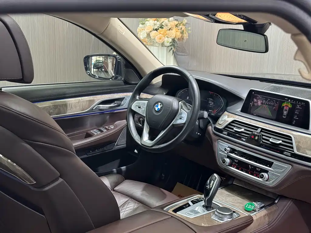 BMW 7 Series 7 2019 740Li Lead Luxury