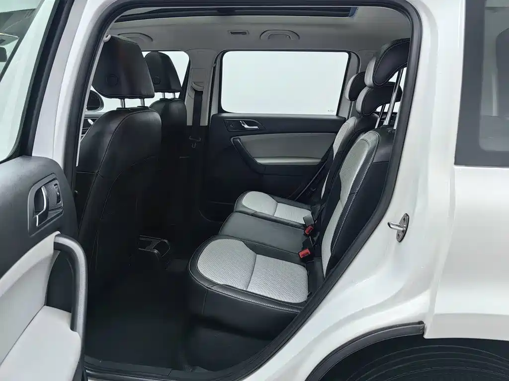 Skoda Yeti — миниатюра 15