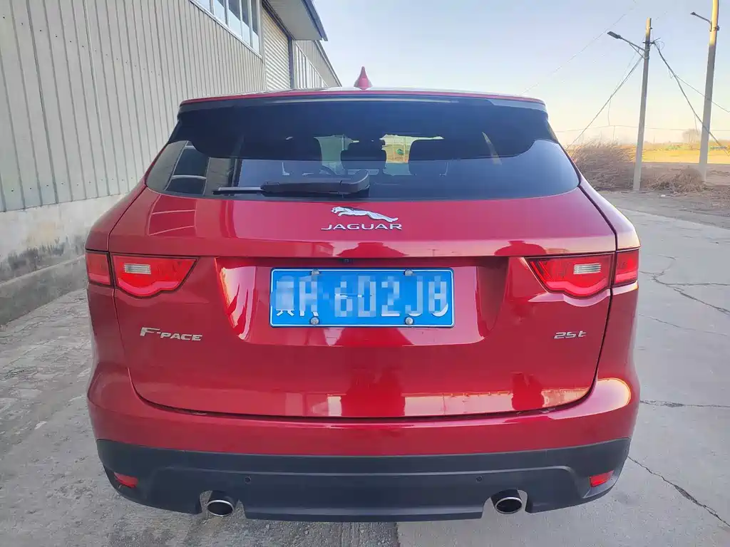 JAGUAR F PACE