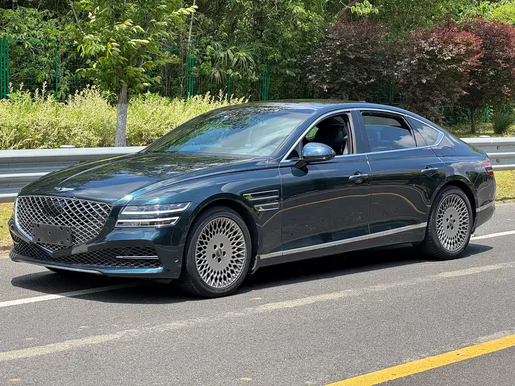 Genesis G80 2023