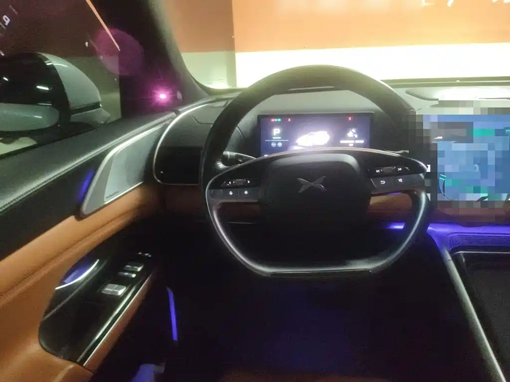 XPeng G9 — миниатюра 6