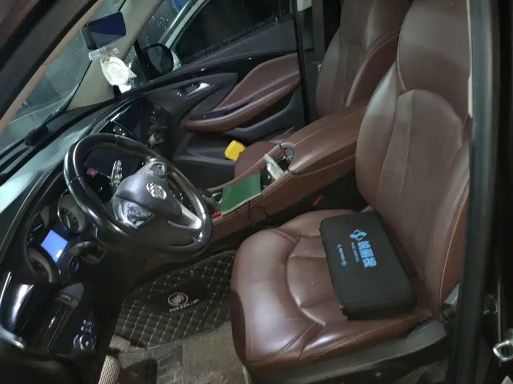 Buick Envision Plus — миниатюра 8