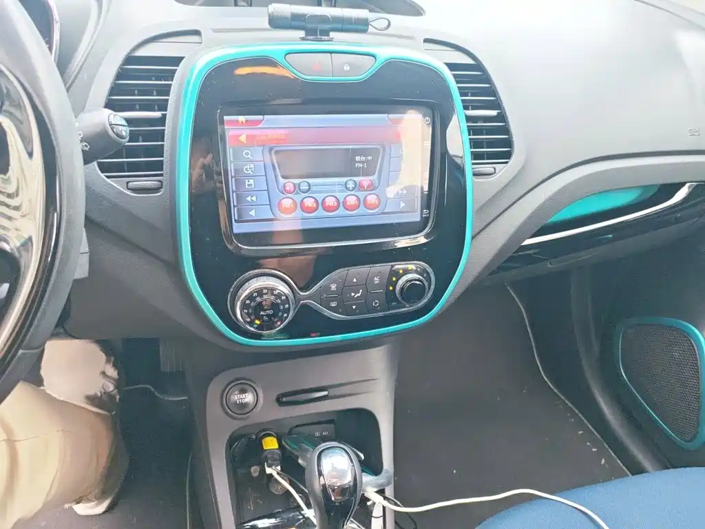 Renault Captur — миниатюра 6