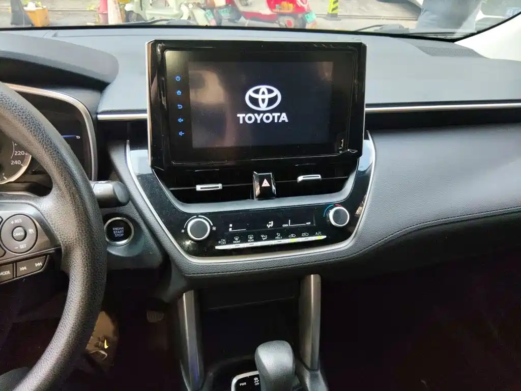 Toyota Frontlander — миниатюра 6