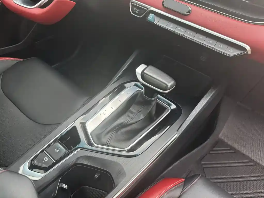 Geely Emgrand S — миниатюра 9