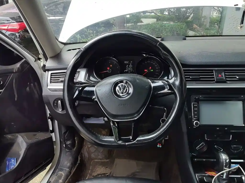 Volkswagen Bora — миниатюра 3