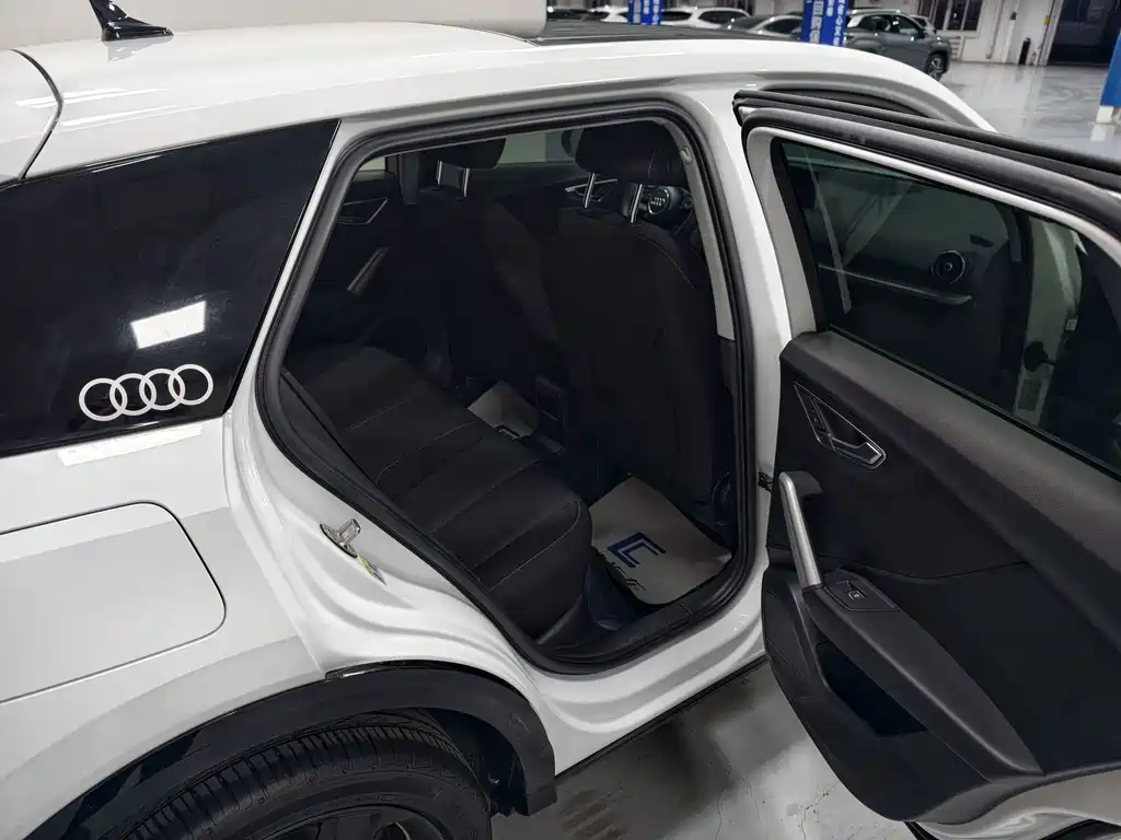 Audi Q2L — миниатюра 17