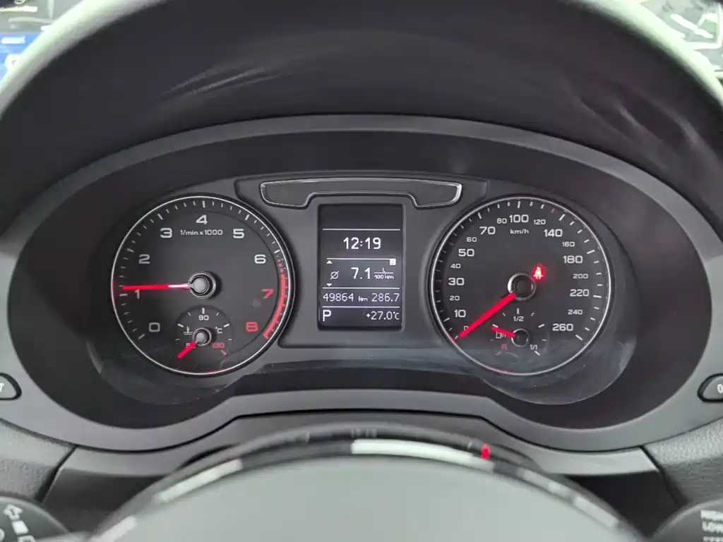 Audi Q3 — миниатюра 12