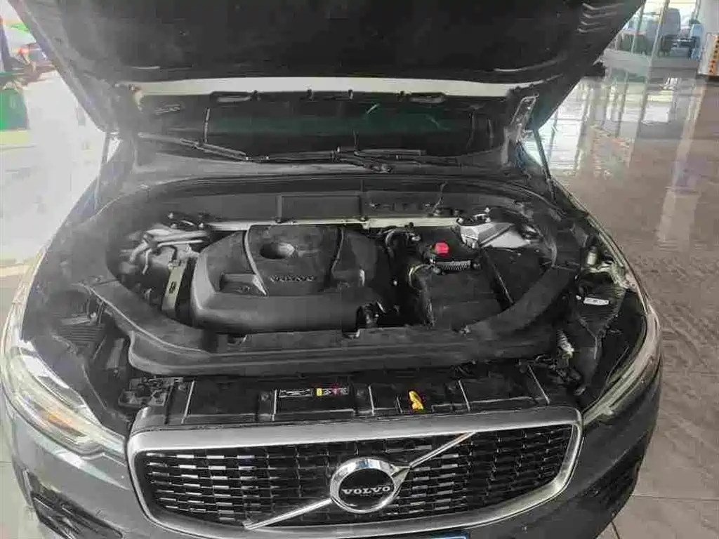 Volvo XC60 — миниатюра 11