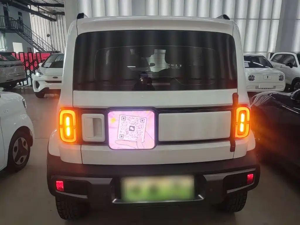 Baojun Yueye — миниатюра 6
