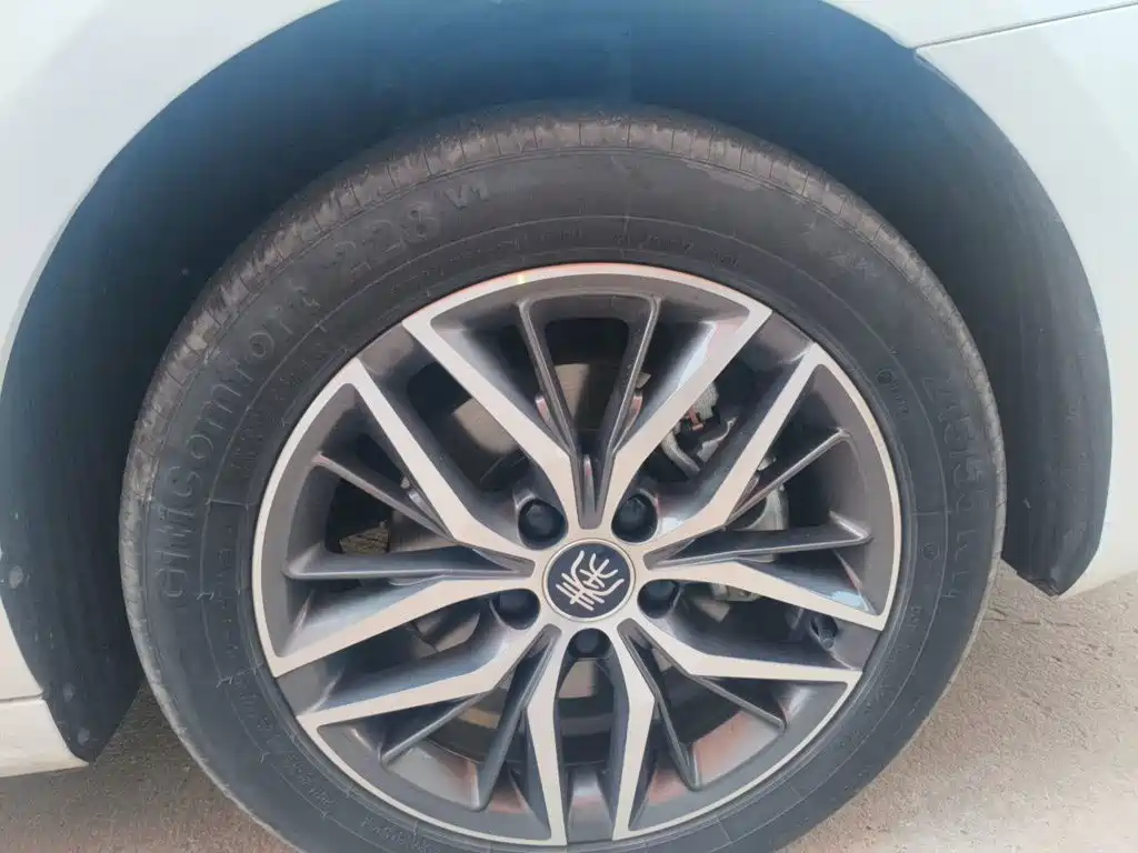 BYD Qin PLUS — миниатюра 25