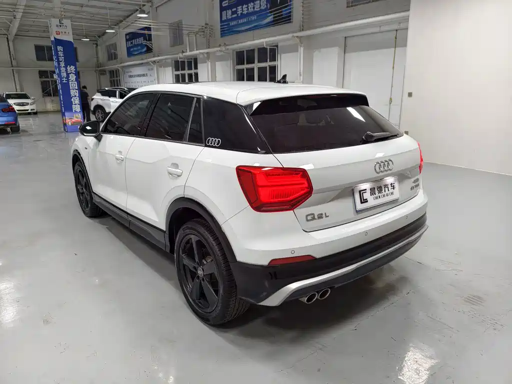 Audi Q2L — миниатюра 6