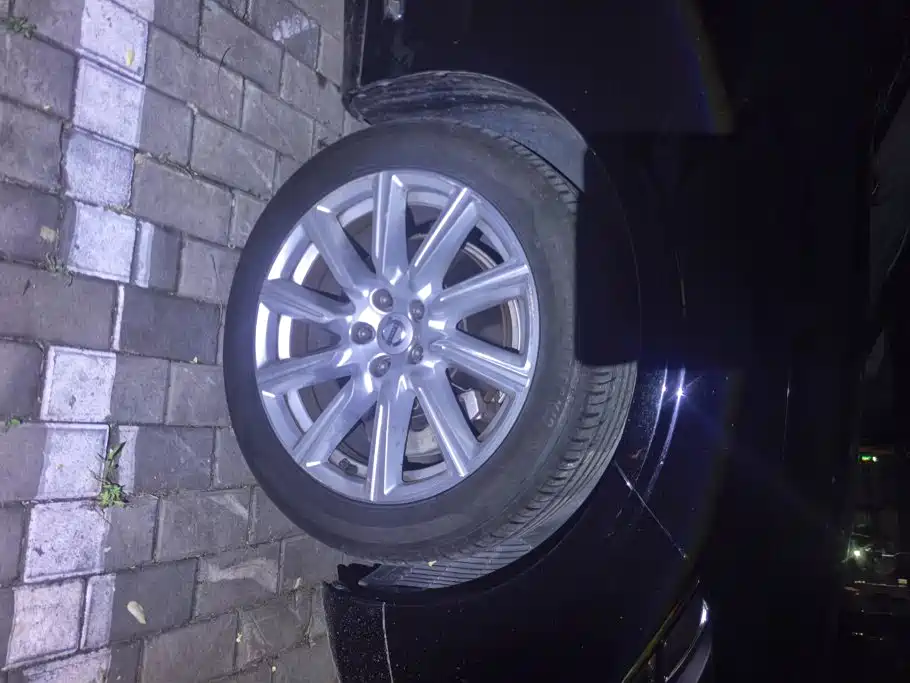 Volvo S90 — миниатюра 6