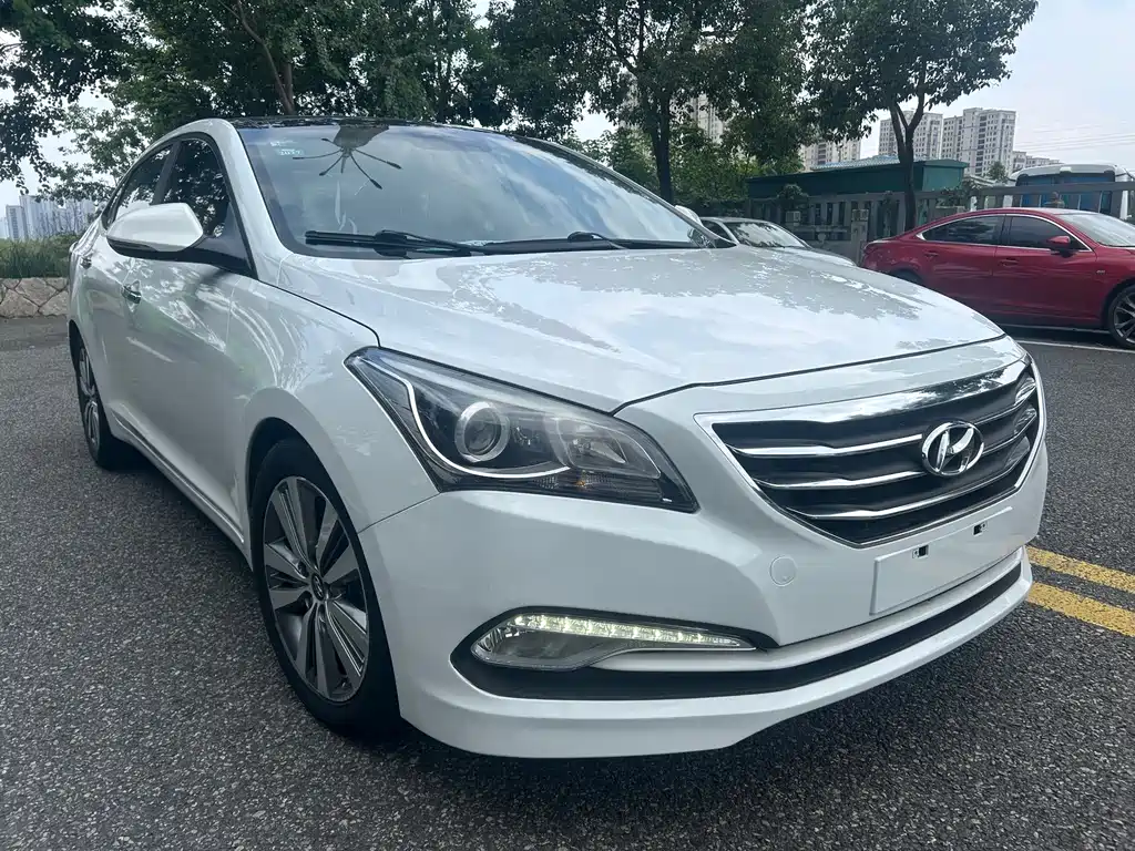 Hyundai Mistra — миниатюра 3