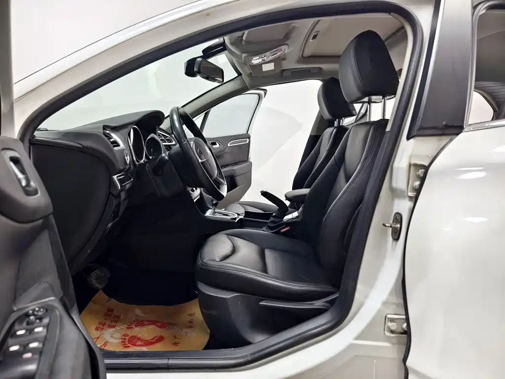 Citroen C4L — миниатюра 11