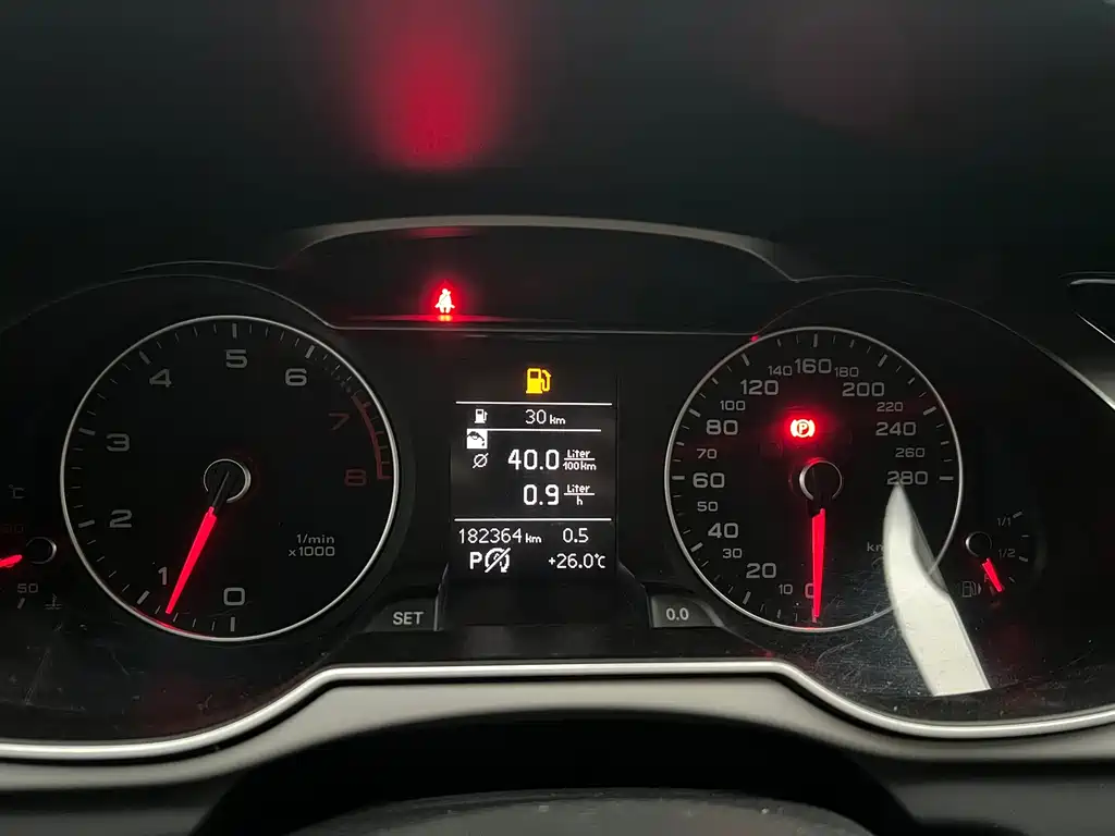 Audi A4L — миниатюра 9