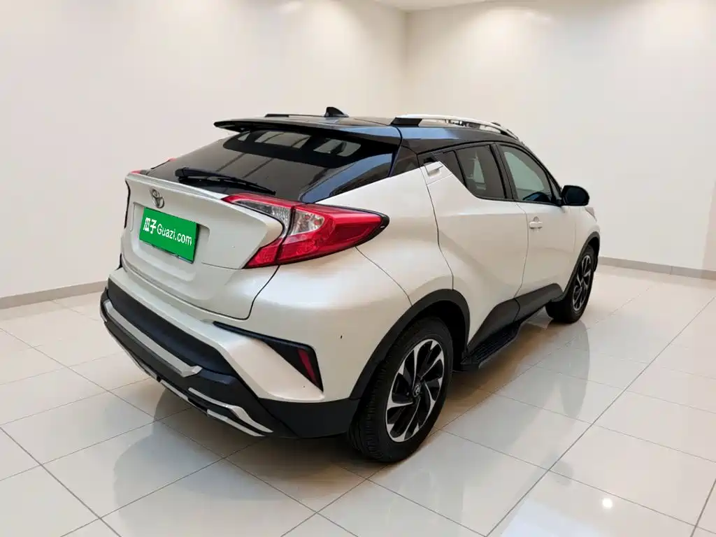 Toyota IZOA — миниатюра 4