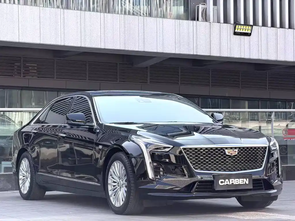 CADILLAC CT6