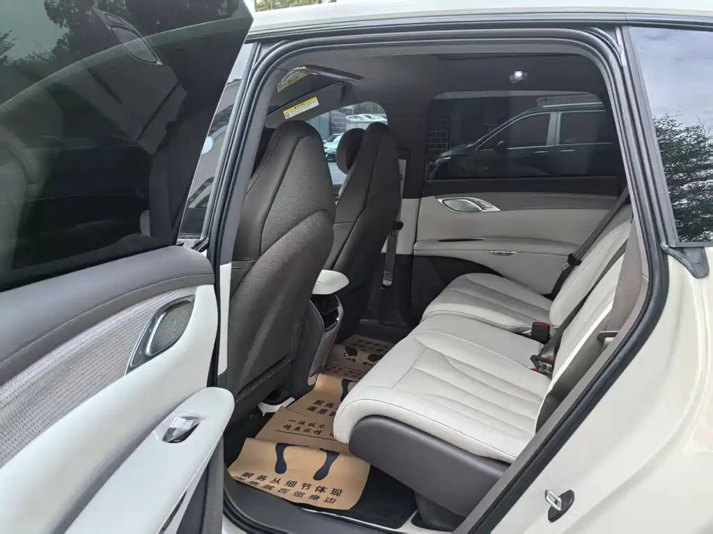 ZHIJI AUTOMOBILE ZHIJI LS7