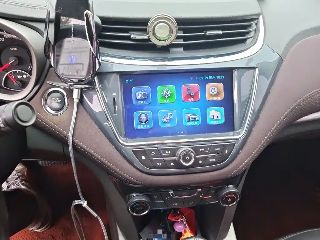 Chevrolet Malibu — миниатюра 14