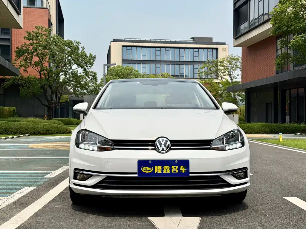 Volkswagen Golf — миниатюра 2