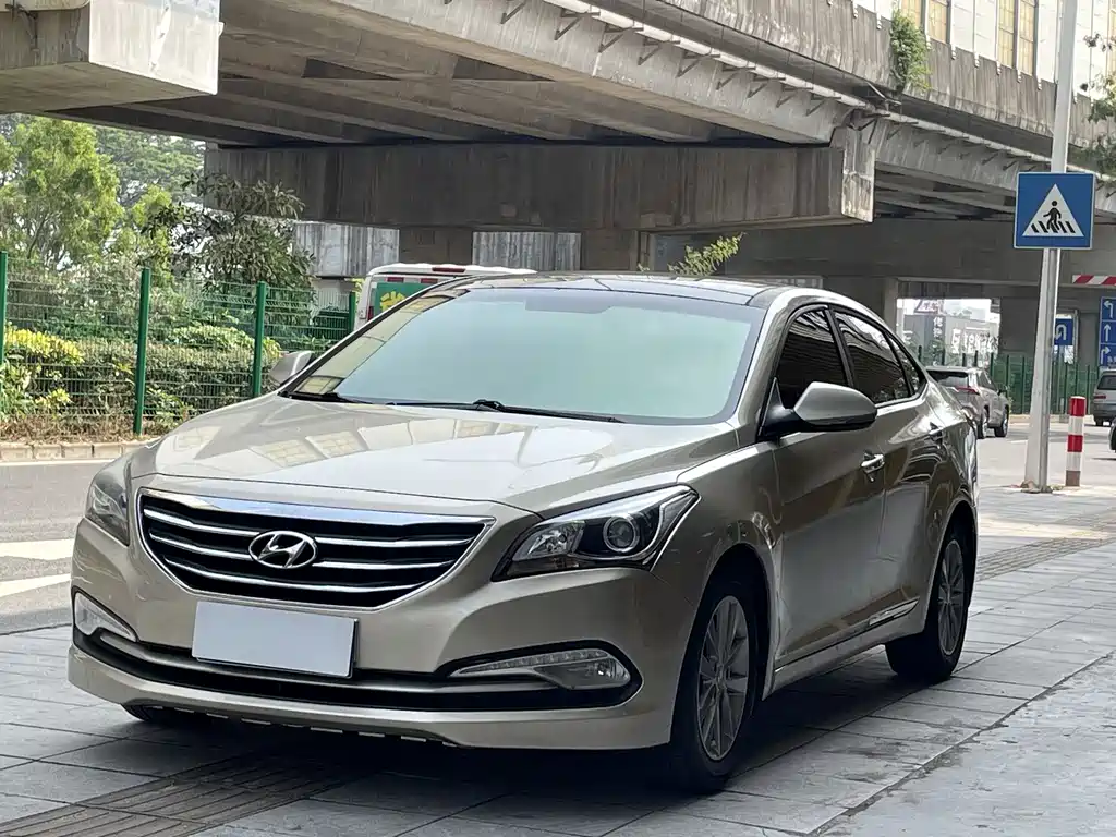 Hyundai Mistra 2015