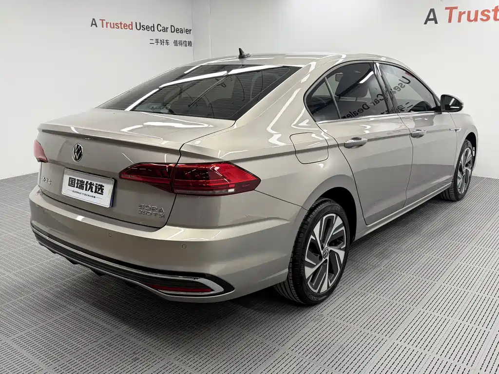 Volkswagen Bora — миниатюра 5
