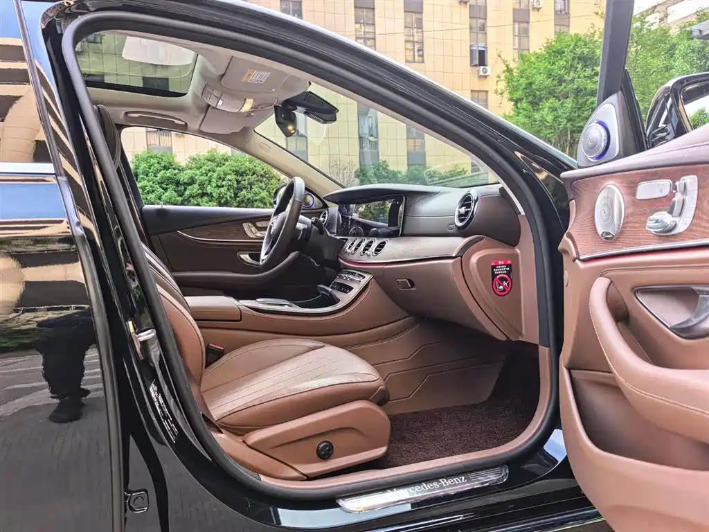 Mercedes-Benz E-Class E 2022 E 300 L Luxury