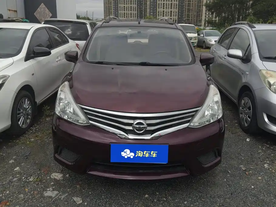 Nissan Livina — миниатюра 2