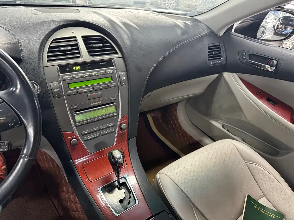 Lexus ES — миниатюра 5