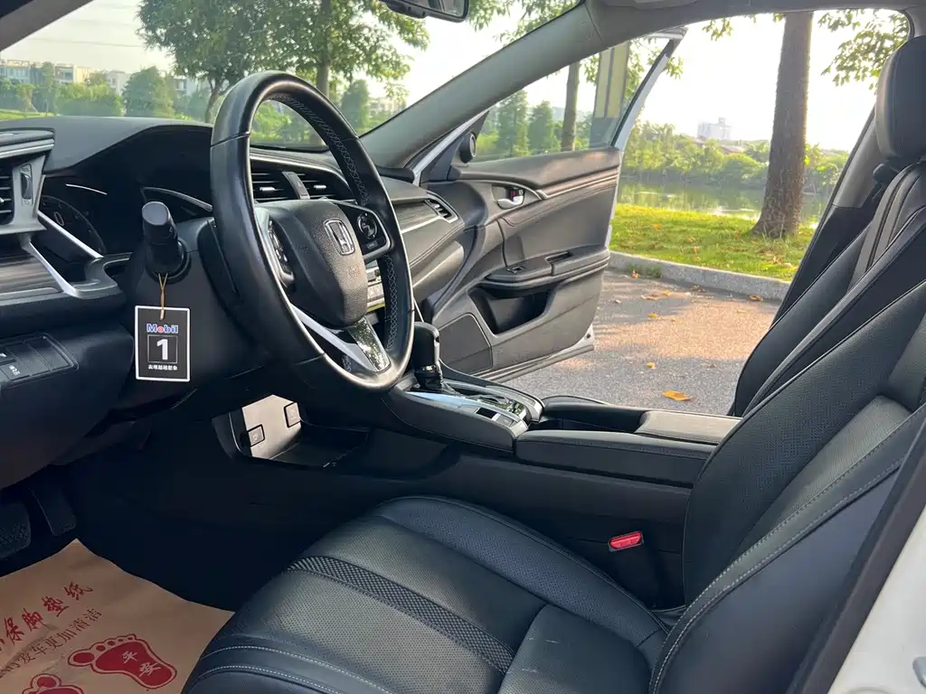 Honda Civic — миниатюра 13