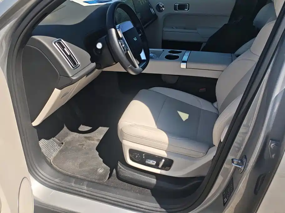Li Auto Li L9 — миниатюра 9