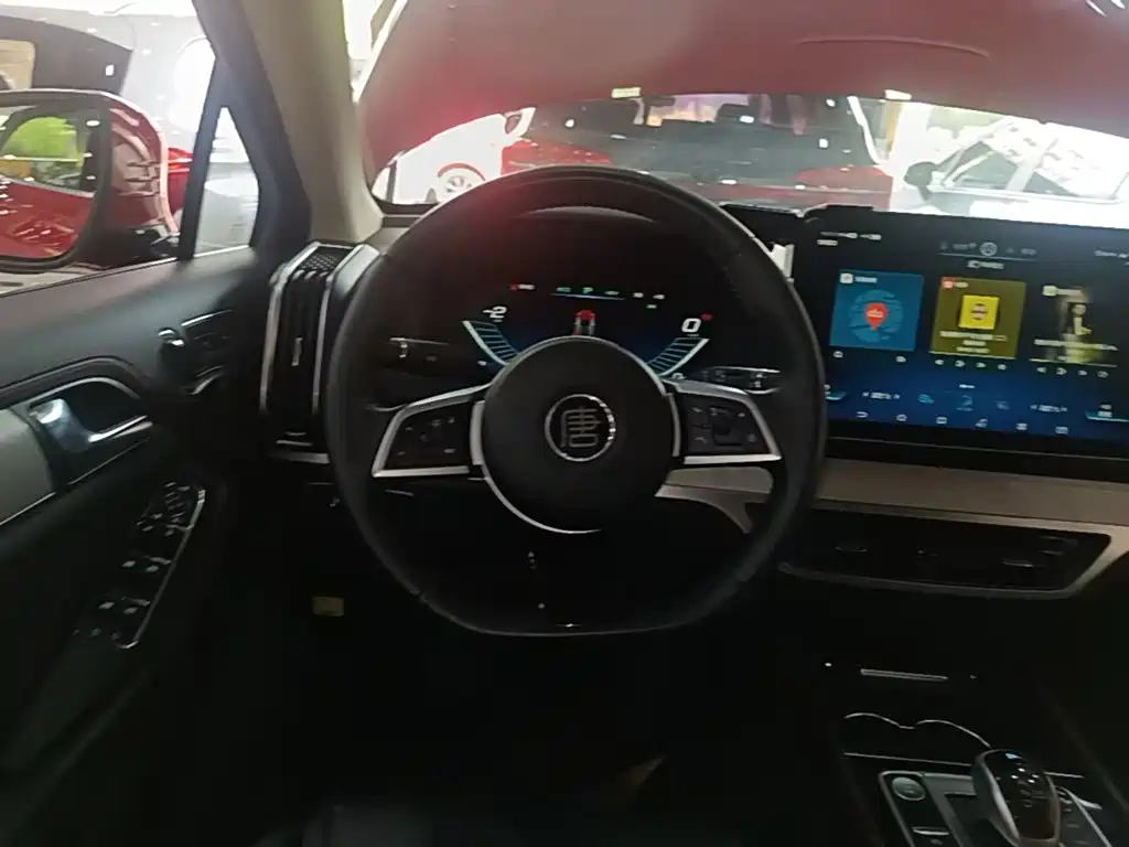 BYD Tang New Energy — миниатюра 11